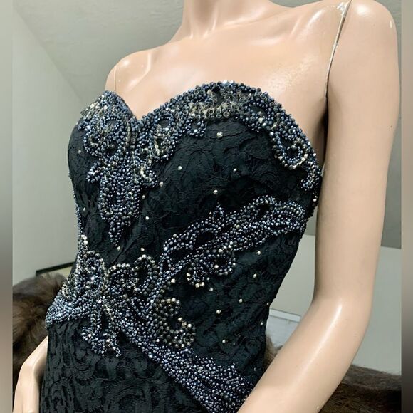 New Stunning Black Floral Lace Beaded Strapless Mermaid Gown - Picture 5 of 13